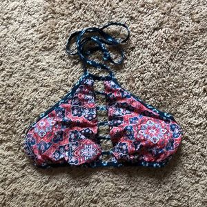 Reversible bikini top